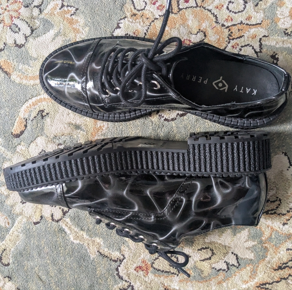 Katy Perry Black Patent Leather Shoes